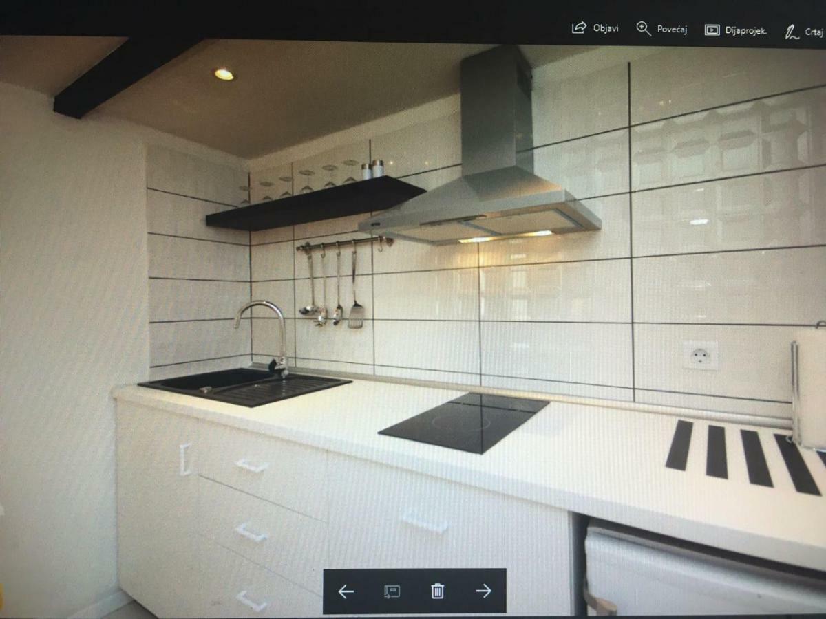 Studio Porta สปลิท ภายนอก รูปภาพ